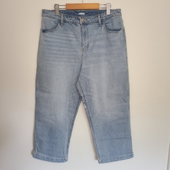 NWOT Wide Leg Cropped Jeans | Back To School - Picture 1 of 4